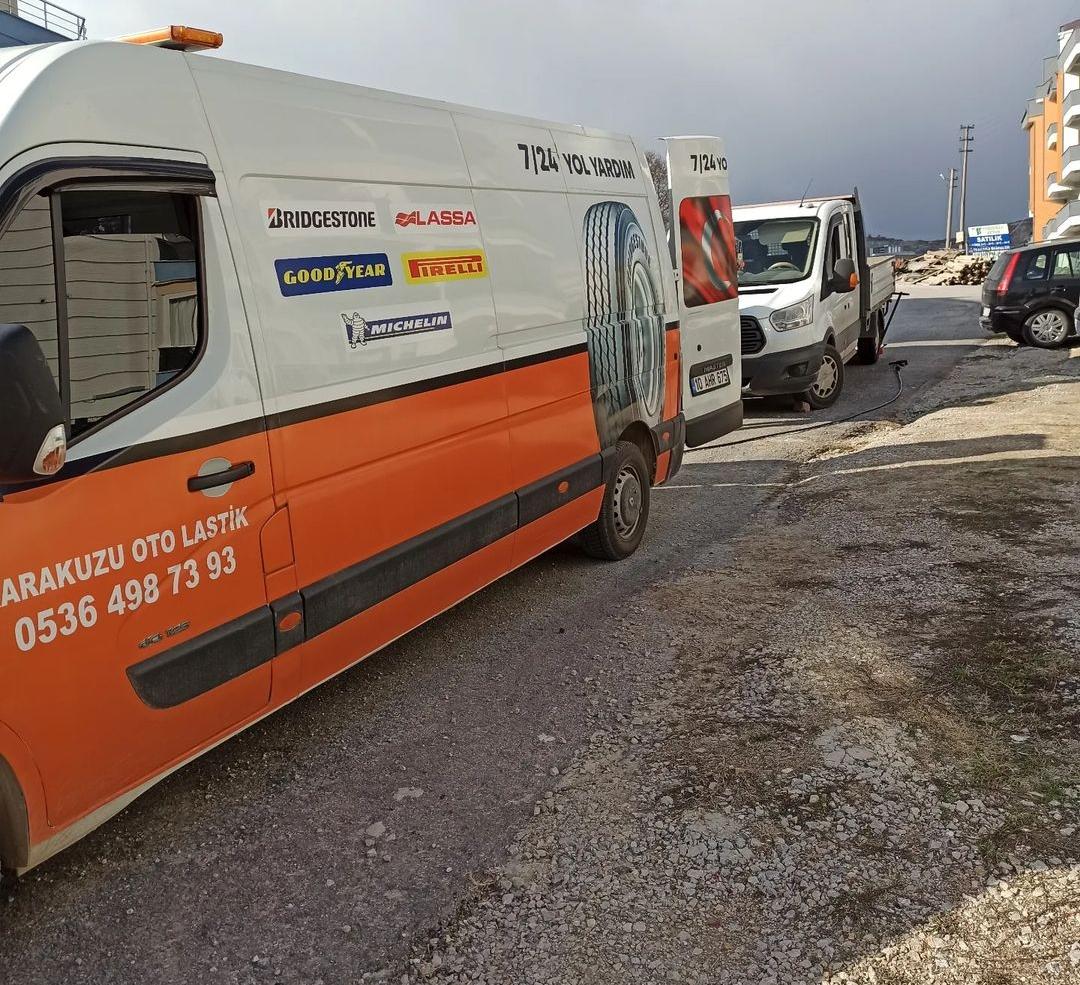 Balıkesir Altıeylül oto lastik tamir onarım işleri, oto lastik satışı, sıfır lastik satışı, 2.el oto lastik satışı, 7/24 mobil yol yardım hizmeti, oto lastik hizmeti, oto lastik değişimi, oto lastik sökme takma hizmetleri verilmektedir. 
Oto lastik tamir onarım işleri, oto lastik satışı, sıfır lastik satışı, 2.el oto lastik satışı, 7/24 mobil yol yardım hizmeti, oto lastik hizmeti, oto lastik değişimi, oto lastik sökme takma hizmetleri gibi geniş bir yelpazede uzmanlıkla hizmet sunuyoruz. Deneyimli ekibimiz ve kaliteli ekipmanlarımızla, aracınızın lastikleriyle ilgili tüm ihtiyaçlarınızı karşılıyoruz. Siz rahatınızı ve güvenliğinizi düşünürken, uzmanlarımız lastiklerinizin sağlamlığını ve performansını sağlamak için burada. Acil durumlarda bile ulaşabileceğiniz 7/24 mobil yol yardım hizmetimizle, sizlere yardımcı olmak için hazırız. Size en iyi lastikleri ve hizmetleri sunmak için bize ulaşın, profesyonel ekibimizle yolculuğunuzu daha güvenli ve konforlu hale getirelim
